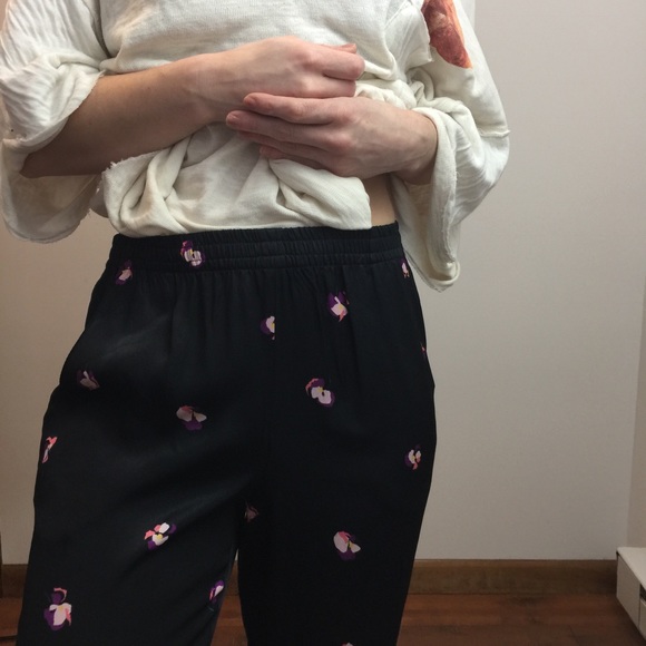 See by Chloe Black Iris Printed Jogger Pants - Picture 7 of 8